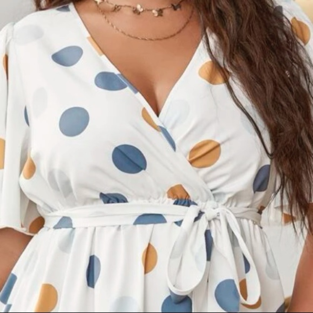 Boho Plus Size Polk Dot Butterfly Sleeve Mini Dress - Picture 9 of 9